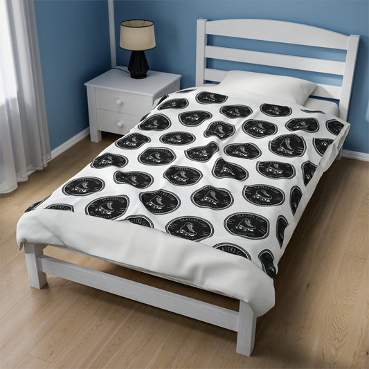 Bedding - Black Round Skaters Club Velveteen Plush Blanket - Skate of Matter LLC