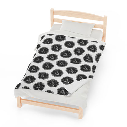 Bedding - Black Round Skaters Club Velveteen Plush Blanket - Skate of Matter LLC