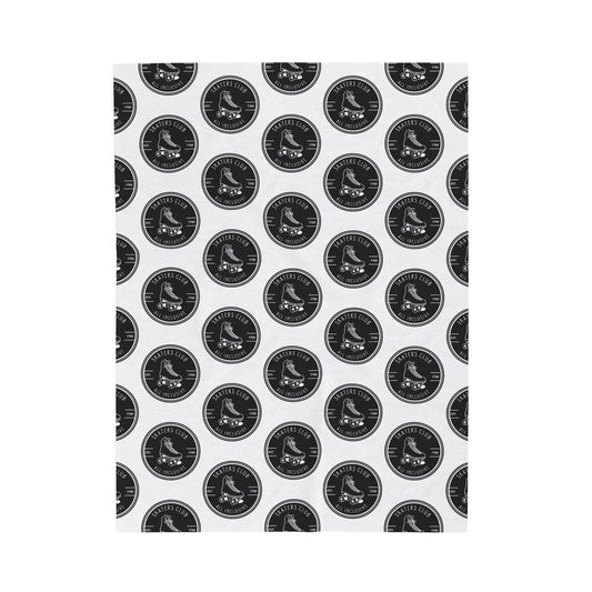 Bedding - Black Round Skaters Club Velveteen Plush Blanket - Skate of Matter LLC